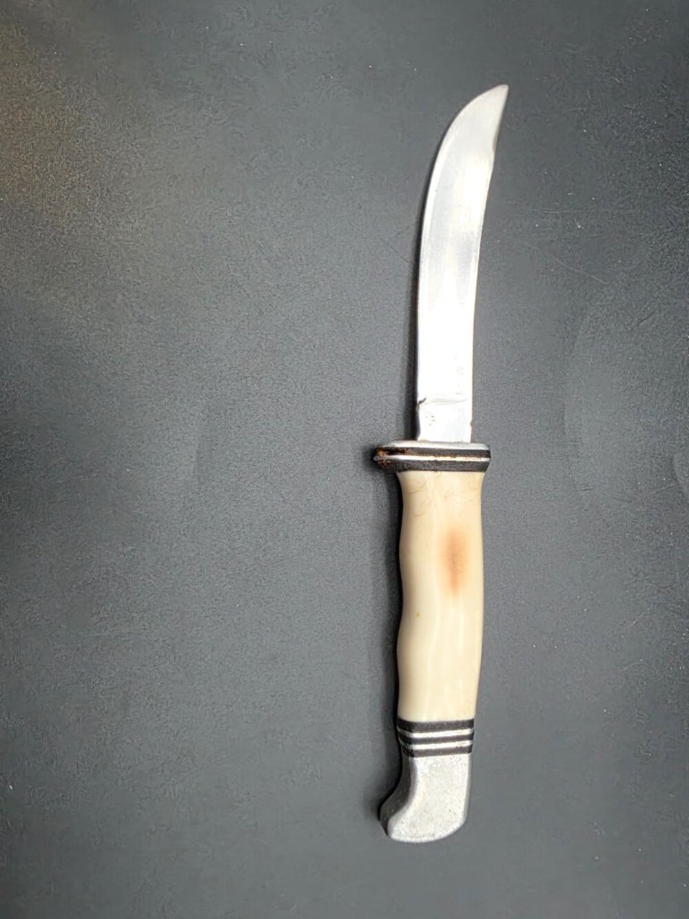 Rare three band Buck 118 Fixed Blade Knife Vintage 1961 melamine white